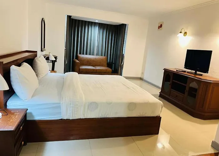 Appartamento Omni Tower Nana- Fully Furnished