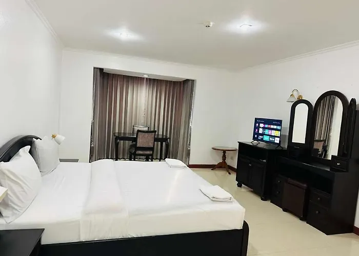Omni Tower Nana- Fully Furnished Bangkok
